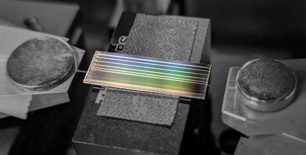 The High-Performance Optical Amplifier The High-Performance Optical Amplifier