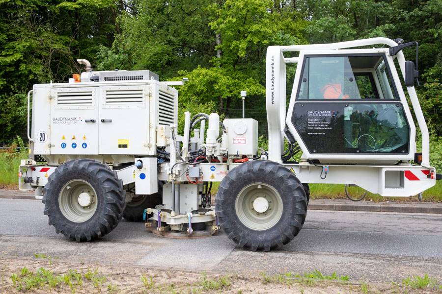 Vibrotruck während der Messkampagne