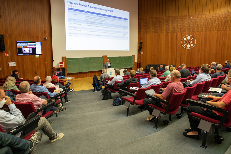 Foto von Auftakt des Strategie-Updates im DESY-Hörsaal.