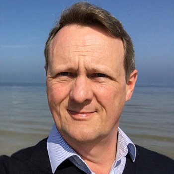 Portrait-Foto von Peter Staron Portrait-Foto von Peter Staron